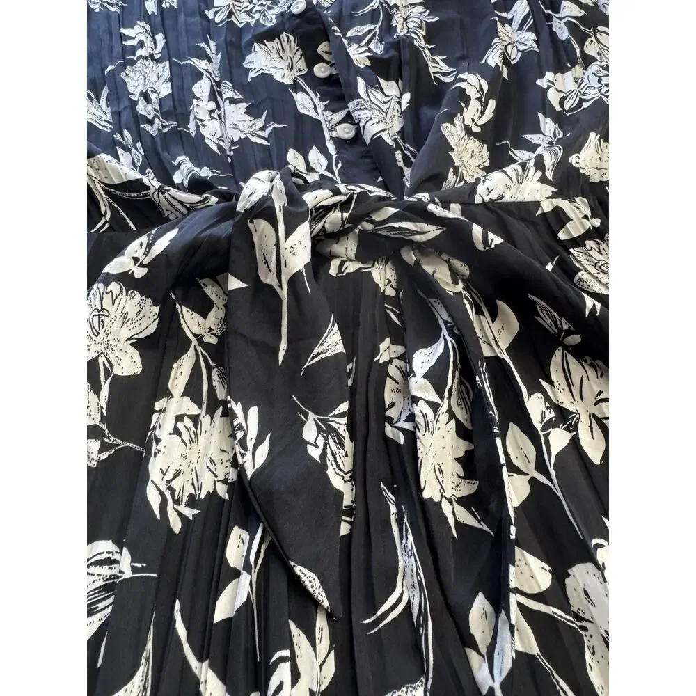 Calligraphie Womens Sz S Black Floral Short Sleeve Tie Front Tunic Top Shirt